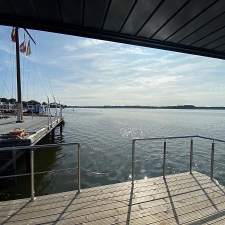Hotel Hausboot Fjord Nordstern Mit Dachterrasse In Schleswig Esterno foto